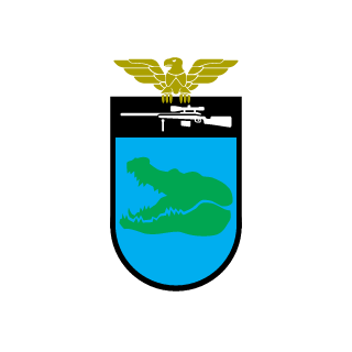 AVEXq's emblem