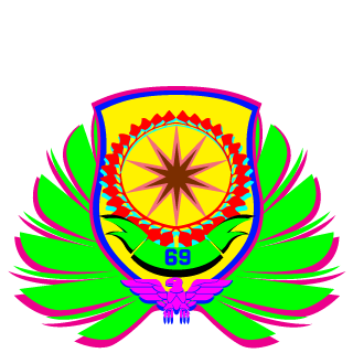 2-Chins-p-pack-B's emblem