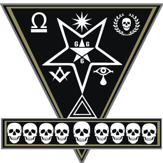 _19AxrK82_'s emblem